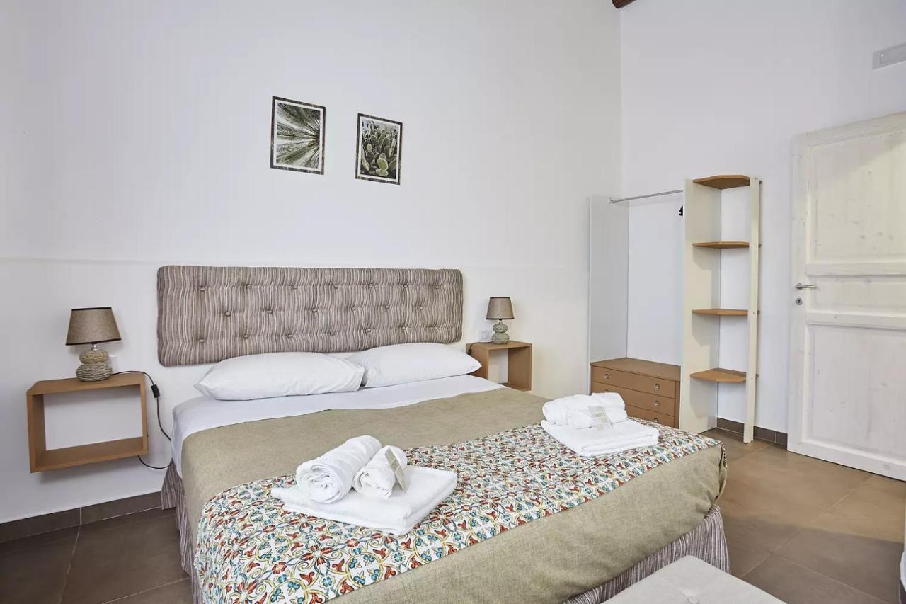 Casale Sammartano Apartments Ummari Kültér fotó